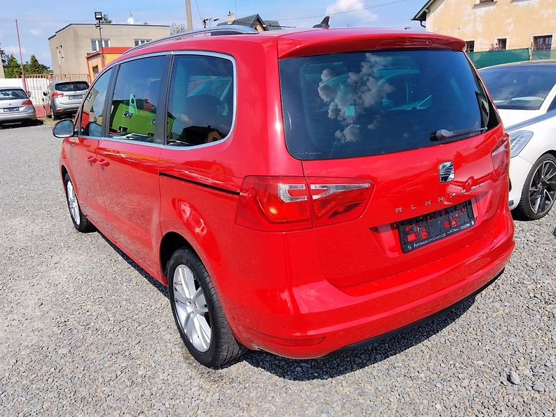 Seat Alhambra (2013) - fotka 41 z 45