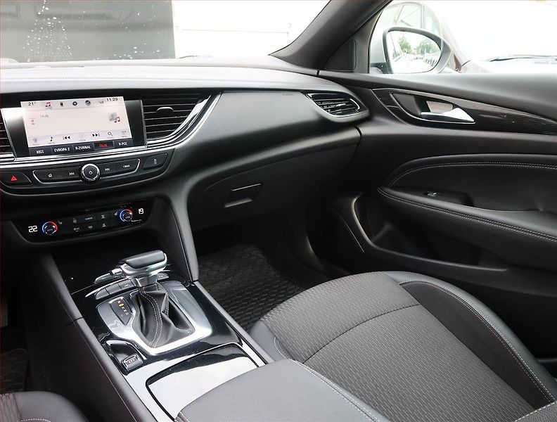 Opel Insignia (2018) Exclusive 1.5 Turbo, Automat - fotka 8 z 23