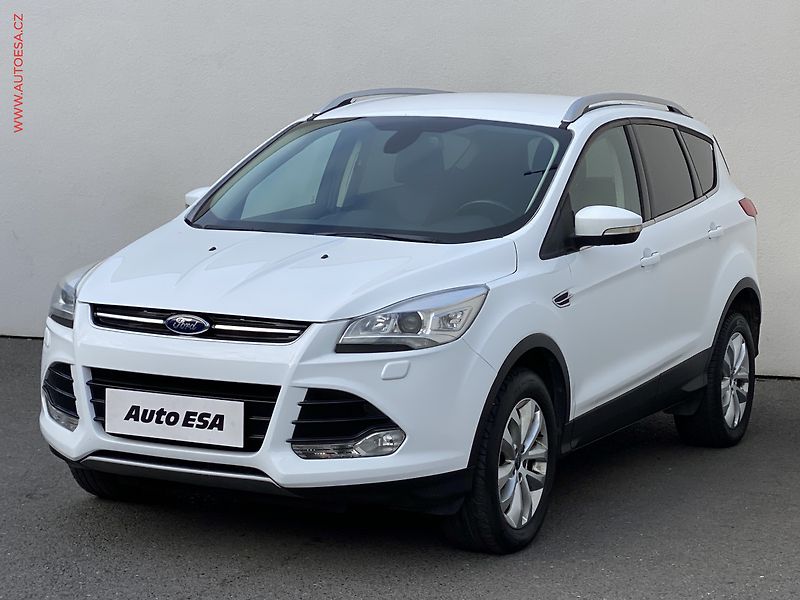 Ford Kuga (2013) 2.0 TDCi 4x4, Titanium - fotka 3 z 18