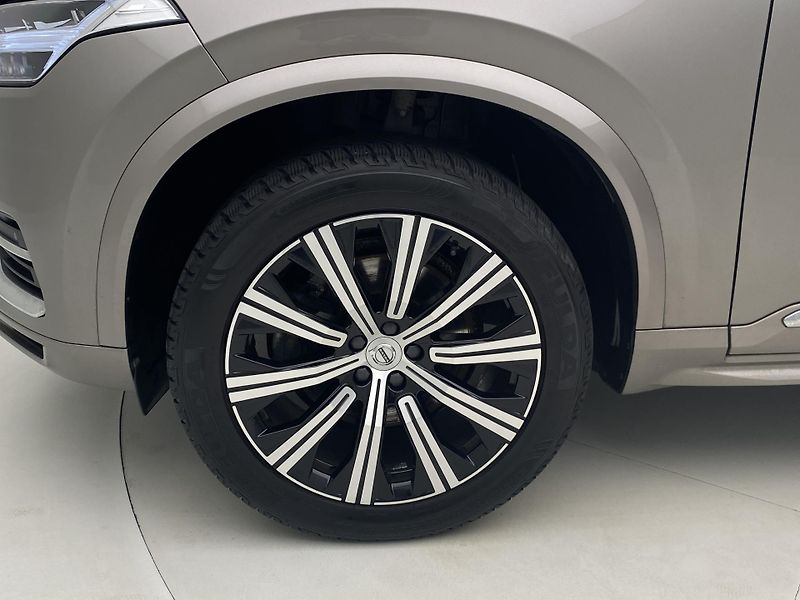 Volvo XC90 B5 AWD INSCRIPTION REZERVACE - fotka 40 z 49
