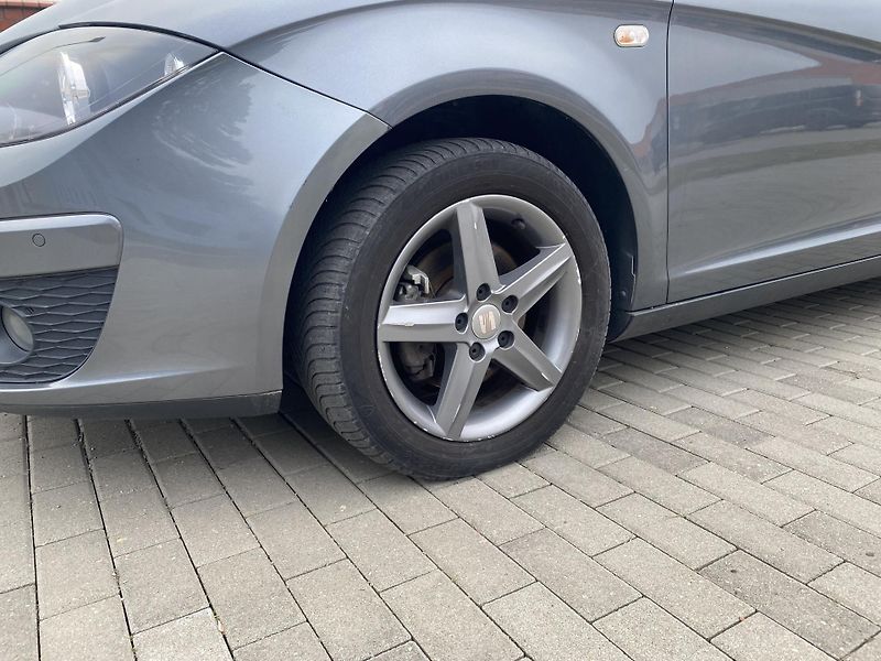 Seat Altea 1.6TDi, AUTOMAT,STYLE, VÝB.ST. - fotka 9 z 46