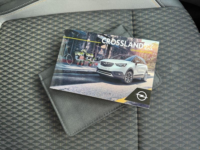 Opel Crossland X (2020) 1,2 Turbo 81 kW Inovation - fotka 24 z 24