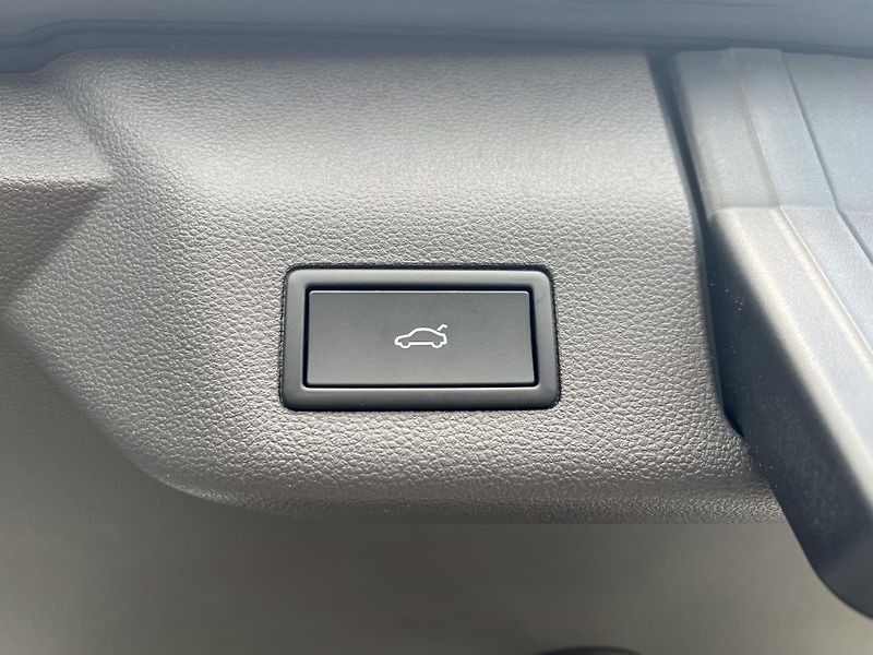Volkswagen Multivan 2.0TDi*DSG*ČR*Záruka*TopVýbava - fotka 37 z 46