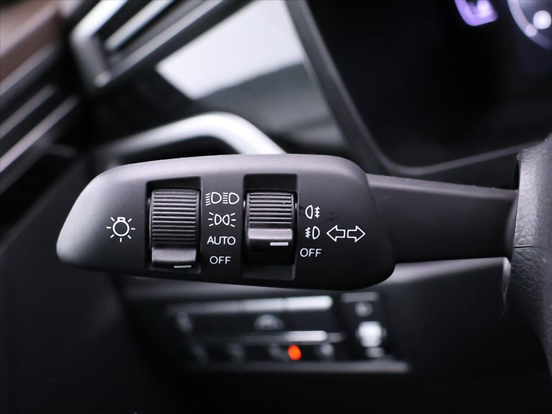 SsangYong Korando 1,5 Turbo e-XGI 120kW Aut. - fotka 21 z 39