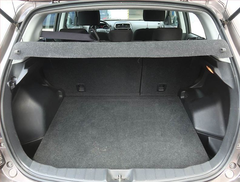 Mitsubishi ASX (2018) 1.6 MIVEC, Serv.kniha, Navi - fotka 13 z 17
