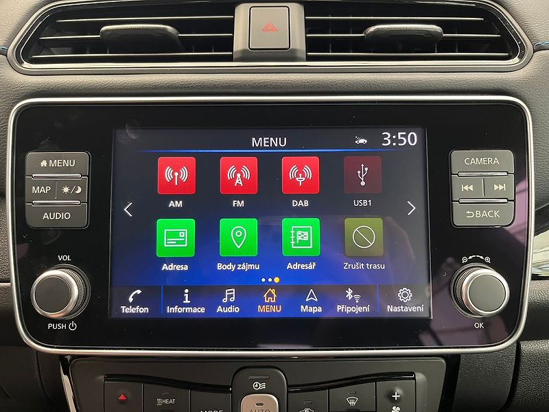 Nissan Leaf N-Connecta, 110 kW, 40kWh - fotka 63 z 72