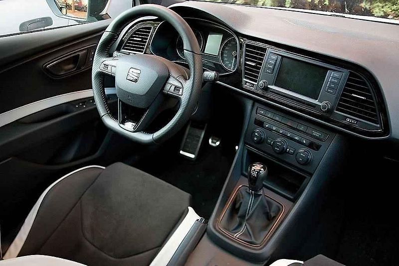 Seat Leon ST Cupra.