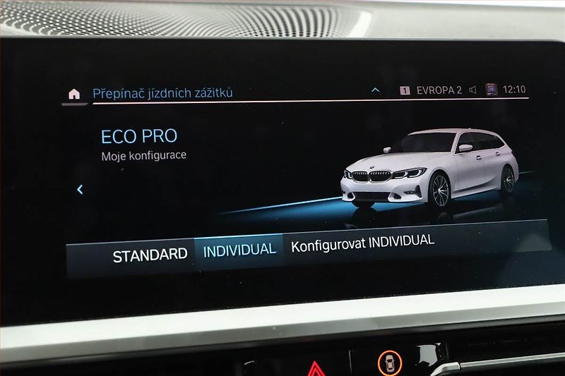 BMW Řada 3 (2020) 320 i - fotka 12 z 19