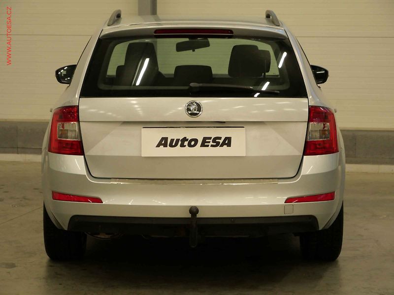 Škoda Octavia (2014) 1.4 TSi, AC, temp. - fotka 5 z 23