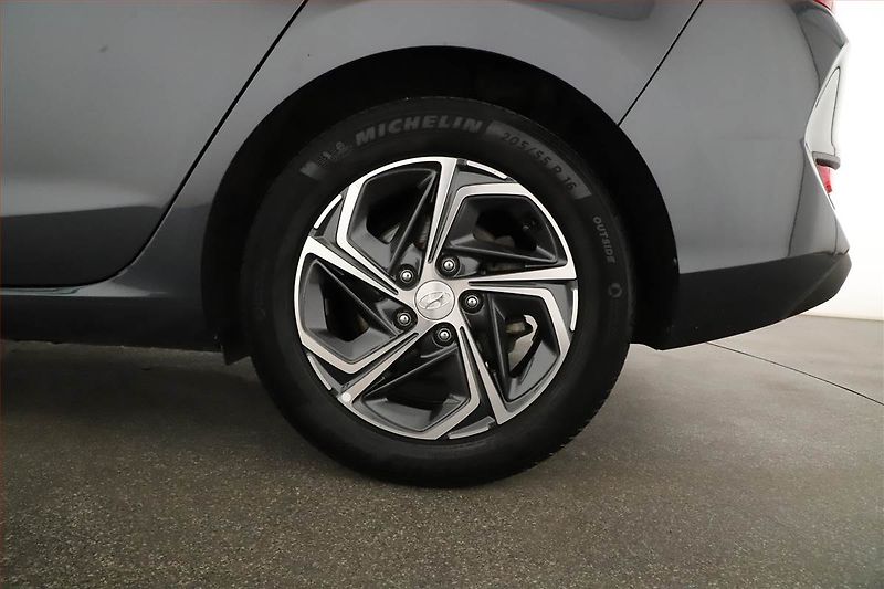 Hyundai i30 (2023) SMART 1.0 T-GDI, Automat, ČR - fotka 19 z 19