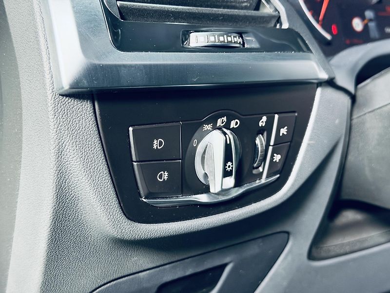 BMW X3 (2021) M40i CZ TOP STAV  - fotka 19 z 43
