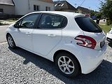 Peugeot 208 1.2i 60 KW ALU SERVIS. - náhled 2