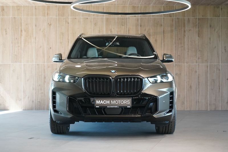 BMW X5 40d xDrive, Harman/Kardon, HUD - fotka 2 z 50