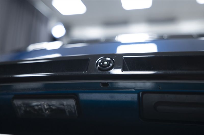 Peugeot 2008 1,2 HYBRID AT KAMERA 360° ČR - fotka 41 z 43
