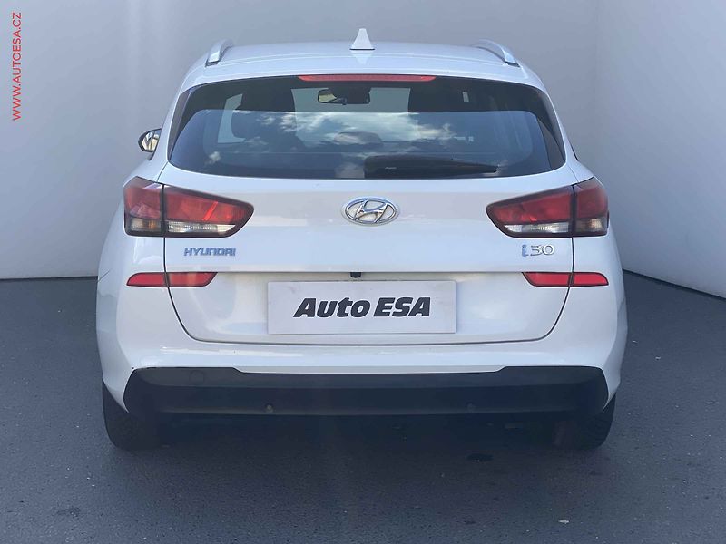 Hyundai i30 (2020) 1.4 T-GDi, 1.maj,ČR, AC - fotka 5 z 15