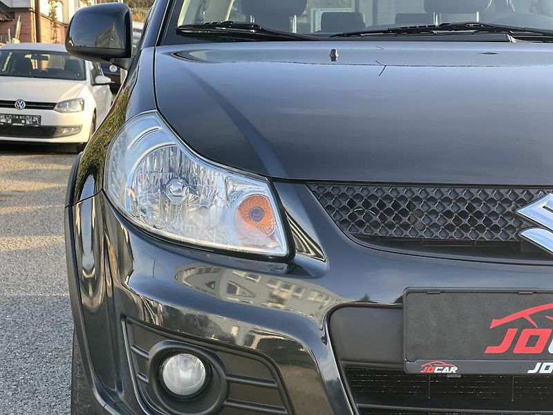 Suzuki SX4 1.6i 4x4 NAVI KLIMATIZACE ALU - fotka 29 z 32