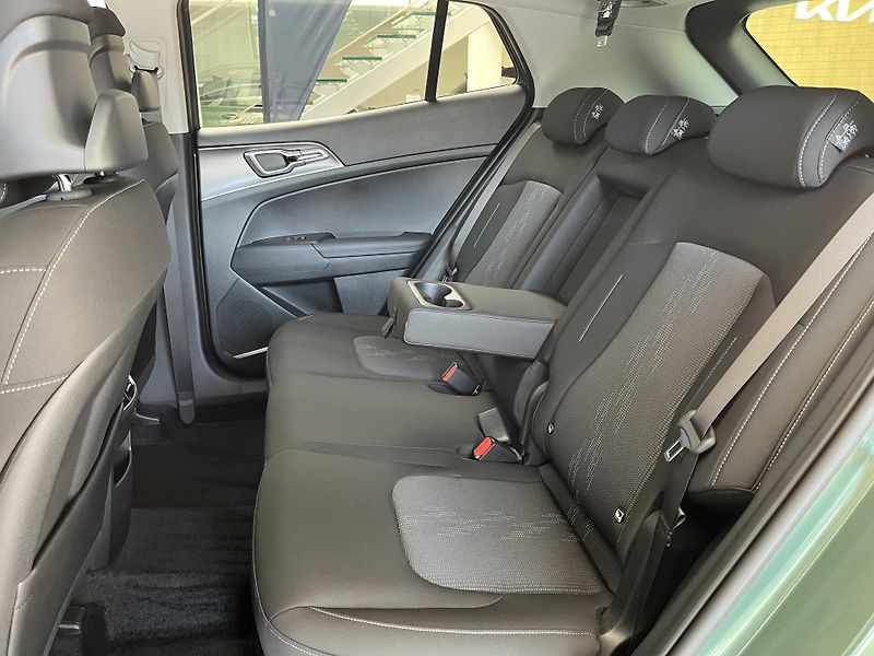 Kia Sportage Exclusive 1.6 T-GDI 4x2 7DCT - fotka 18 z 20