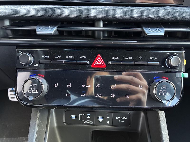 Hyundai Tucson 1,6 T-GDi 110kW DCT N-Line - fotka 19 z 24