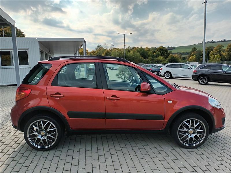 Suzuki SX4 1,6 VVT,88KW,4X4,KLIMA,VÝHŘEV - fotka 4 z 36