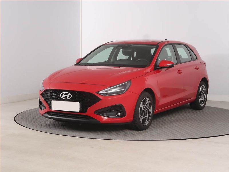 Hyundai i30 (2025) 1.5 DPI, ČR,1.maj, Serv.kniha - fotka 2 z 16
