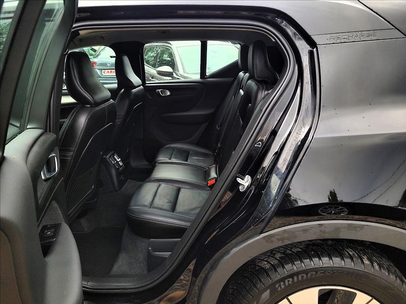 Volvo XC40 T5 Recharge,Inscription,Led - fotka 14 z 48