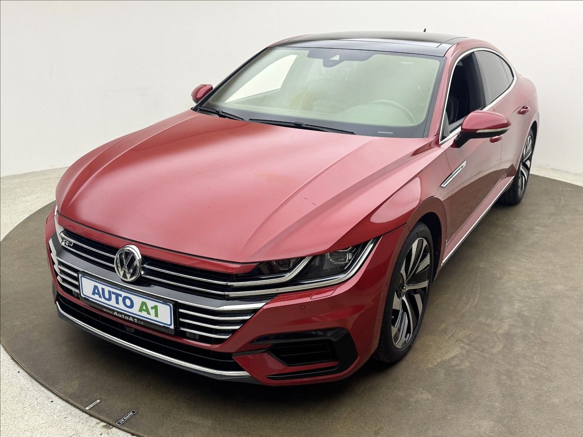 Volkswagen Arteon 2,0 200kW R-LINE 4X4 HUD DCC