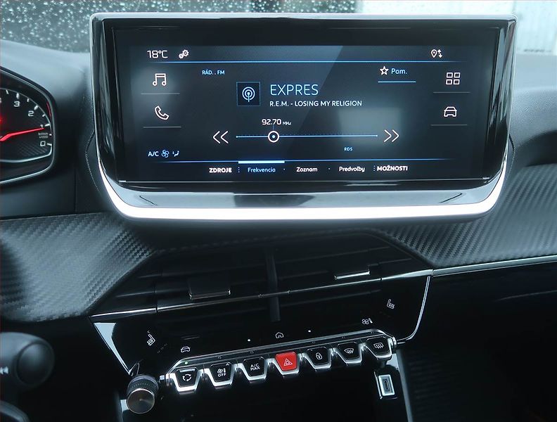 Peugeot 208 (2024) 1.2 PureTech, Tempomat - fotka 12 z 15