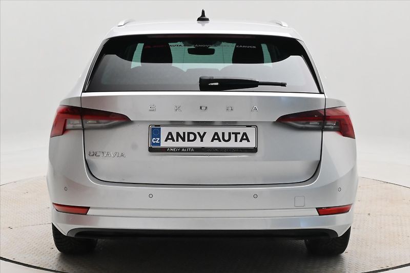Škoda Octavia 2,0 TDI 85 kW Ambition Záruka - fotka 6 z 30