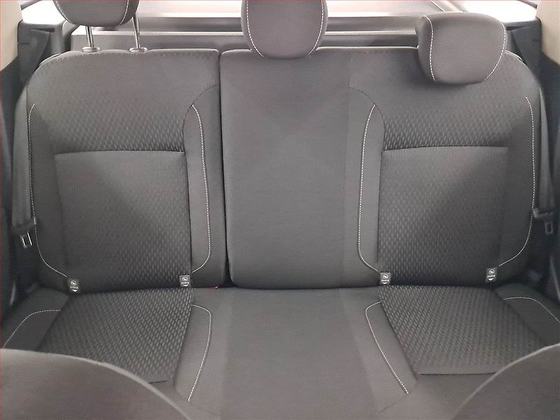 Dacia Logan (2017) 1.0 SCe, ČR,1.maj - fotka 10 z 14