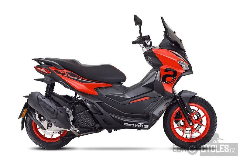 Aprilia SR GT 200 (2026) Sport, 0% navýšení - fotka 4 z 12