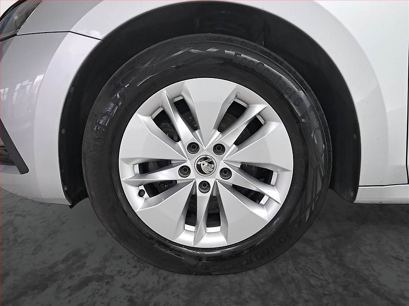 Škoda Octavia (2022) Ambition 2.0 TDI, ČR,1.maj - fotka 14 z 20