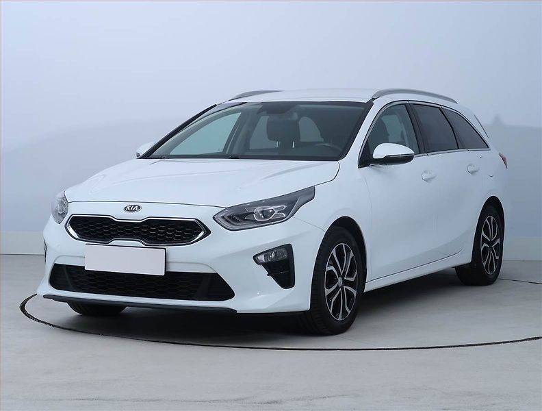Kia Ceed (2021) Top 1.5 T-GDI, Serv.kniha - fotka 2 z 19