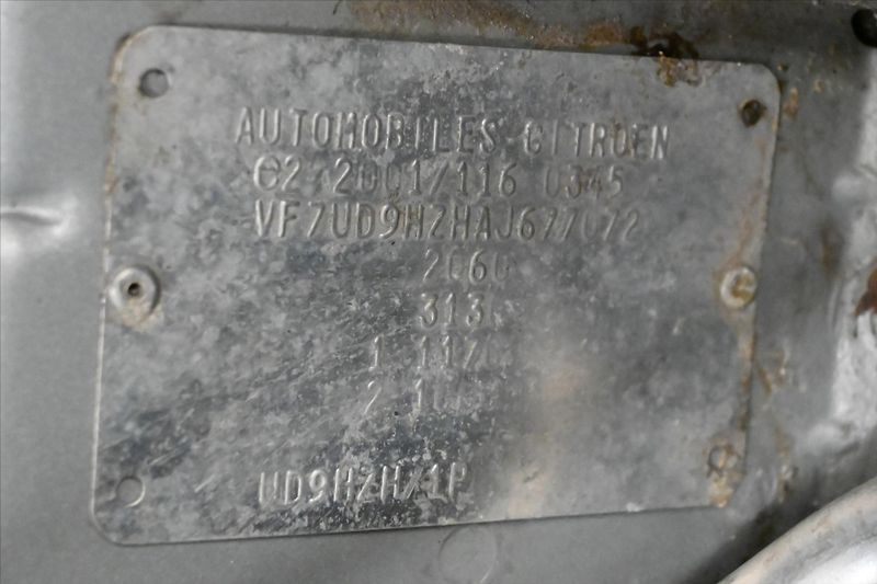 Citroën C4 Picasso 1,6 HDi 80 kW KLIMA Tažné - fotka 11 z 27
