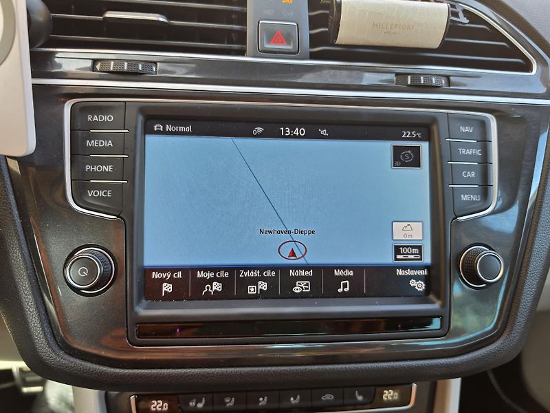 Volkswagen Tiguan (2017) 2.0TDI 176kW DSG 4X4 HIGHLINE - fotka 19 z 27