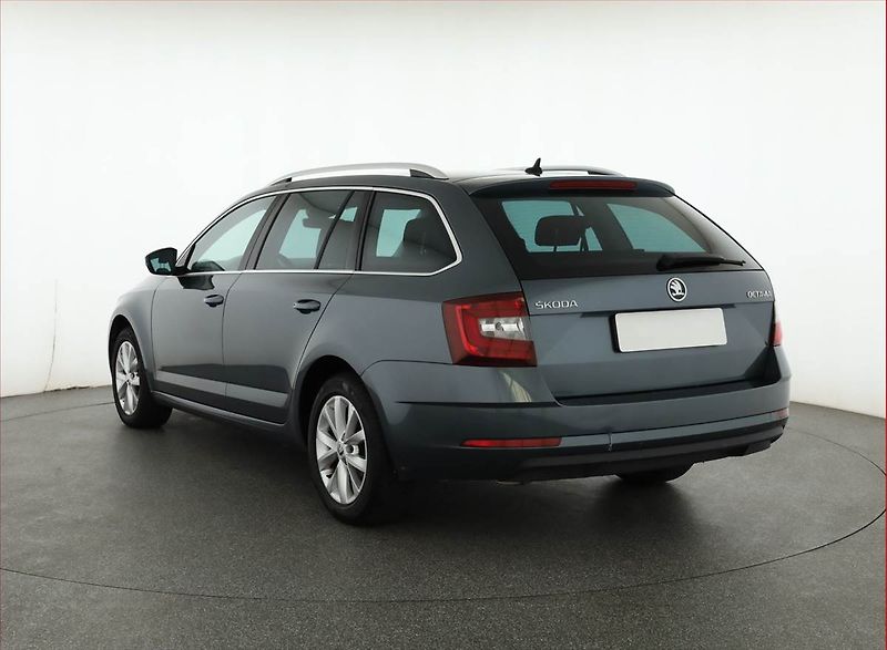 Škoda Octavia (2019) Style 2.0 TDI, Automat - fotka 4 z 19