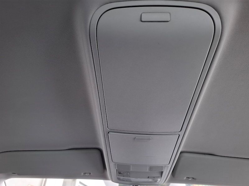Volkswagen Sharan (2012) TDI 2,0/110 kW 7-míst - fotka 9 z 37