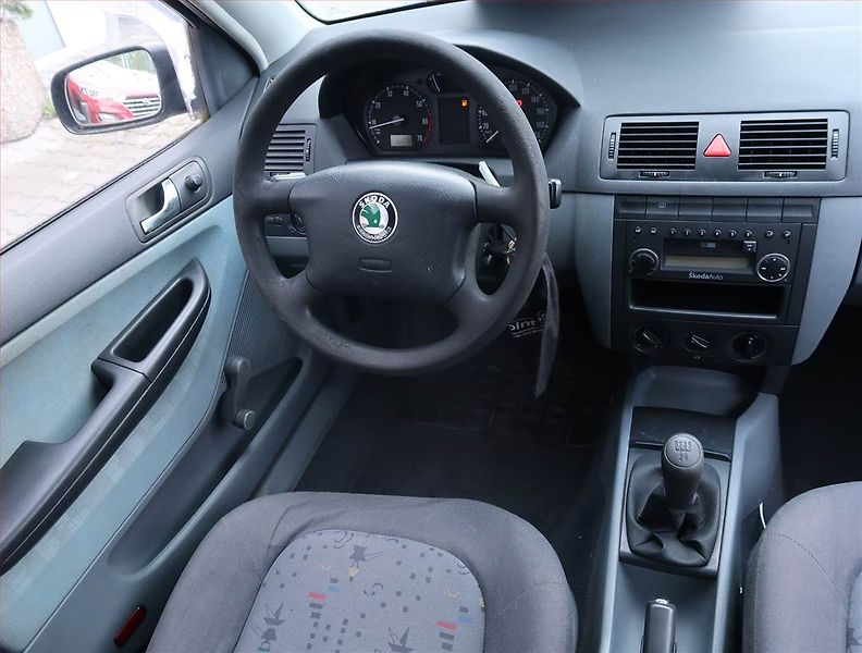 Škoda Fabia (2002) 1.0, Eko.zaplacen, po STK - fotka 7 z 13