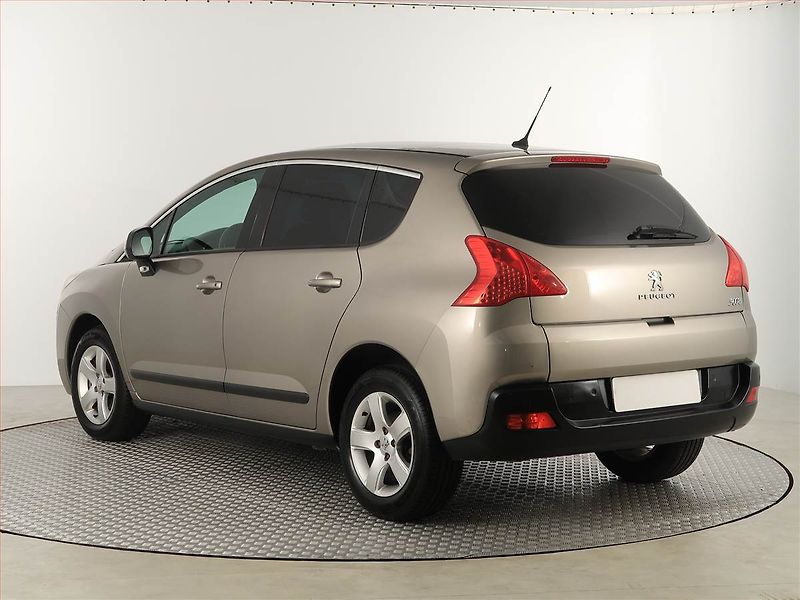 Peugeot 3008 (2011) 1.6 HDi, Navi, Tempomat - fotka 4 z 18