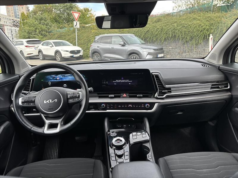 Kia Sportage 1,6 TGDi HEV AT TOP ADAPTIV - fotka 9 z 49
