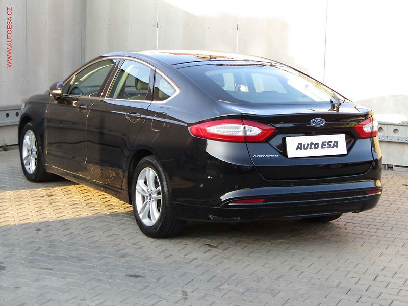 Ford Mondeo (2018) 2.0 TDCi, Automat, navi - fotka 6 z 21