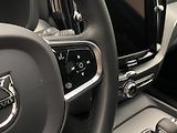 Volvo XC60 B4 AWD PLUS DARK AUT CZ 1.maj - náhled 20