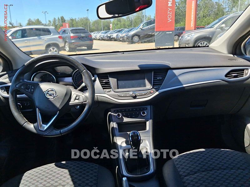 Opel Astra (2018) 1.6 CDTi, ČR, Enjoy, výhřev - fotka 8 z 17