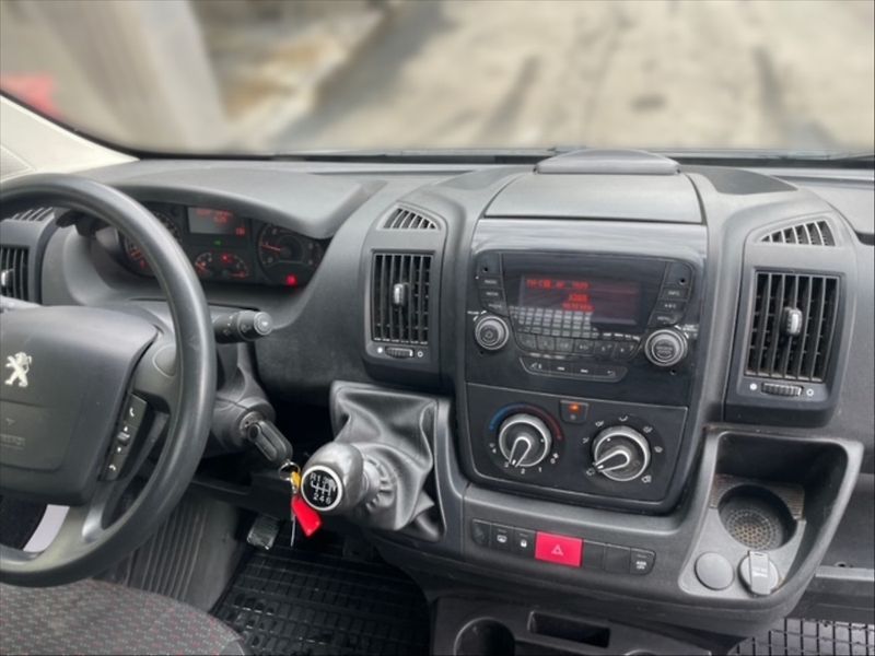 Peugeot Boxer 2,2 BHDI 140 3500 L3 - fotka 9 z 11