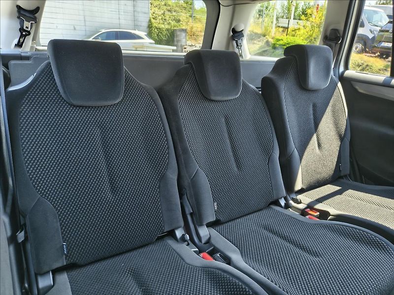 Citroën C4 Picasso 1,6   BMP HDI 7 míst - fotka 5 z 15