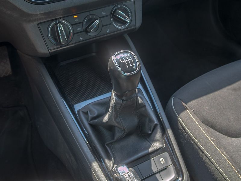 Škoda Scala (2020) ČR 1.6TDI 85KW – PLNÝ SERVIS - fotka 25 z 47