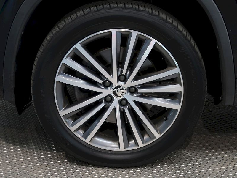 Škoda Kodiaq (2022) L&K 2.0TSI 140KW 4x4 DSG WEBAS - fotka 12 z 48