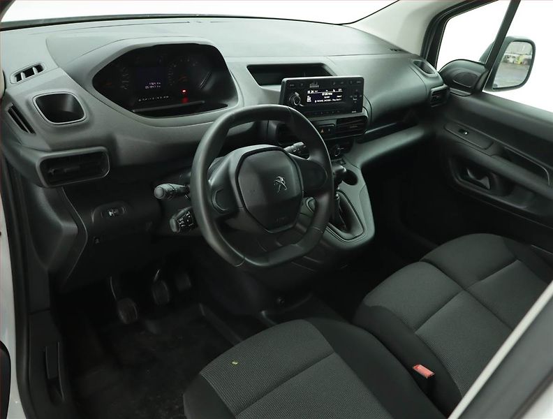 Peugeot Partner (2023) Maxi 1.5 BlueHDi, 3Místa, ČR - fotka 8 z 16