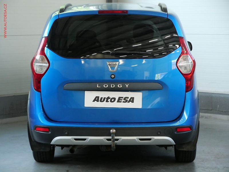 Dacia Lodgy (2016) 1.2 TCe, ČR, Stepway, AC - fotka 5 z 18