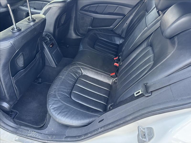 Mercedes-Benz CLS 3,0 d 4M,webasto - fotka 24 z 24