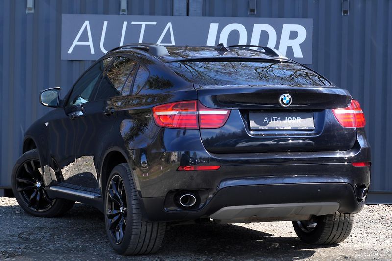 BMW X6 30d, Webasto, LED, HUD, Tažné - fotka 6 z 37